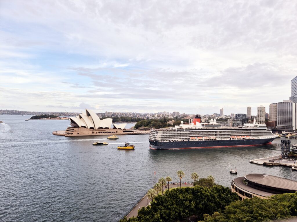 sydney opera queen elizabeth