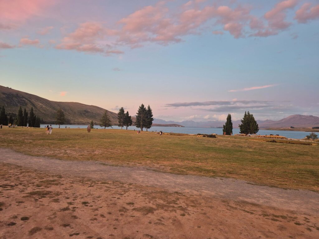 lake tekapo